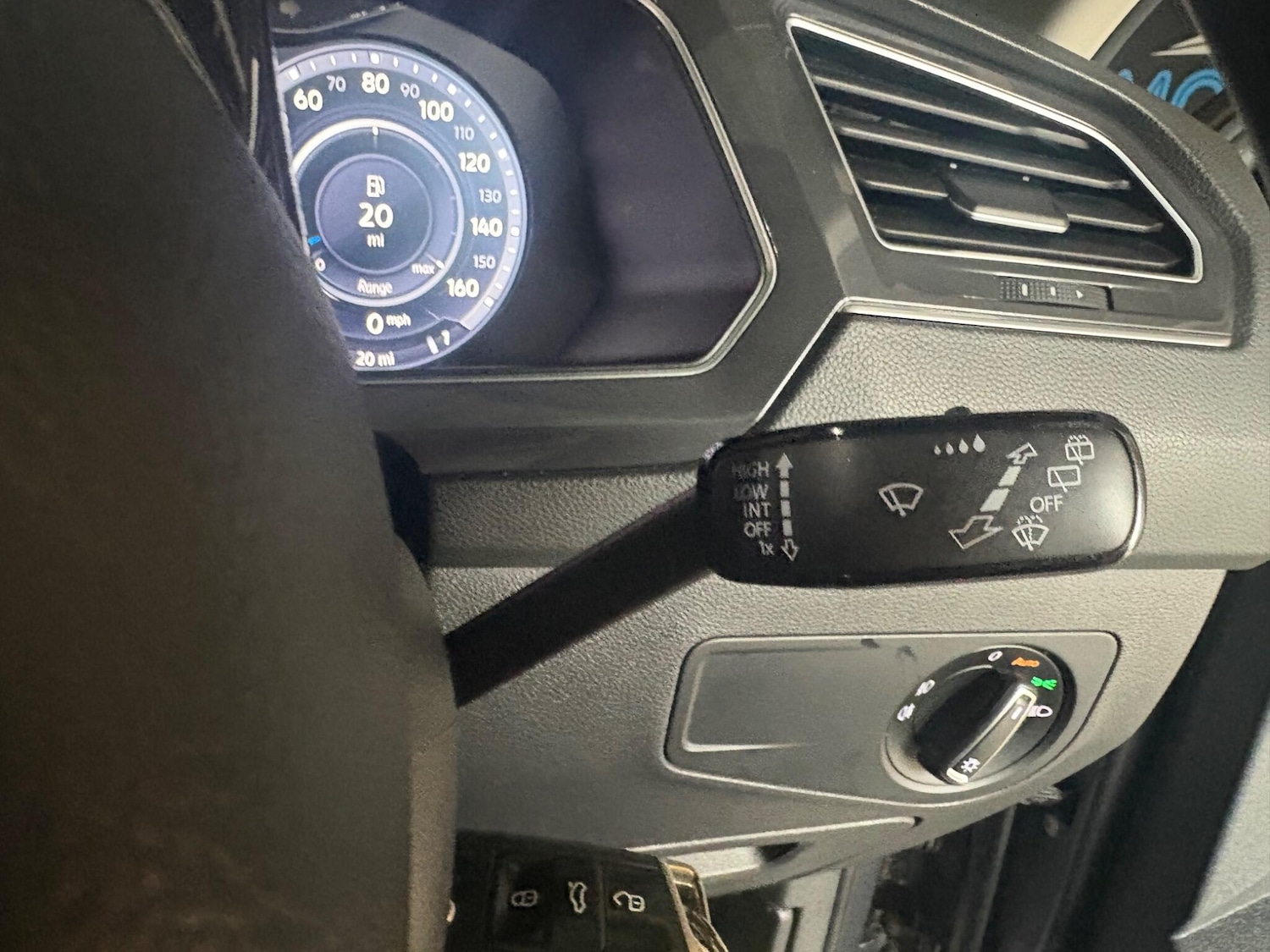 Used Volkswagen Tiguan 2017 for sale - 77586946: Photo 24