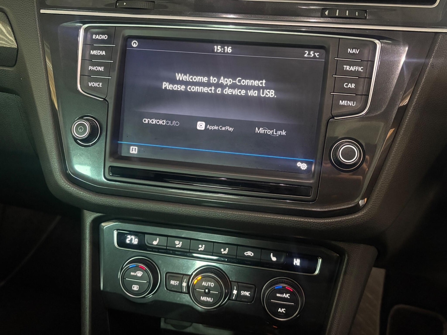 Used Volkswagen Tiguan 2017 for sale - 77586946: Photo 28