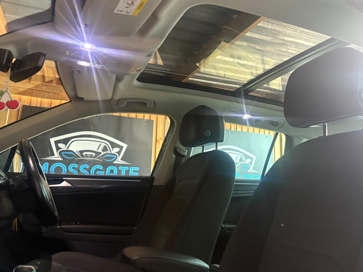 Used Volkswagen Tiguan 2017 for sale - 77586946: Photo 36