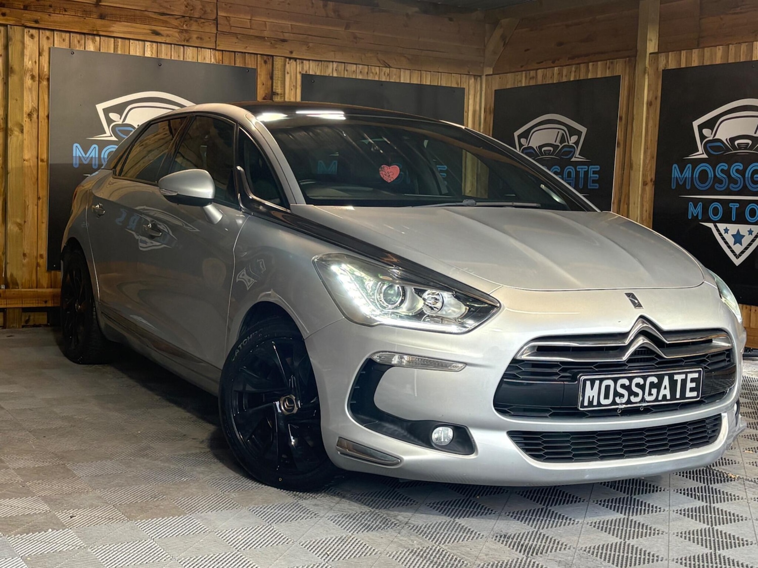 Used Citroen DS5 2014 for sale - 76084055: Photo 1