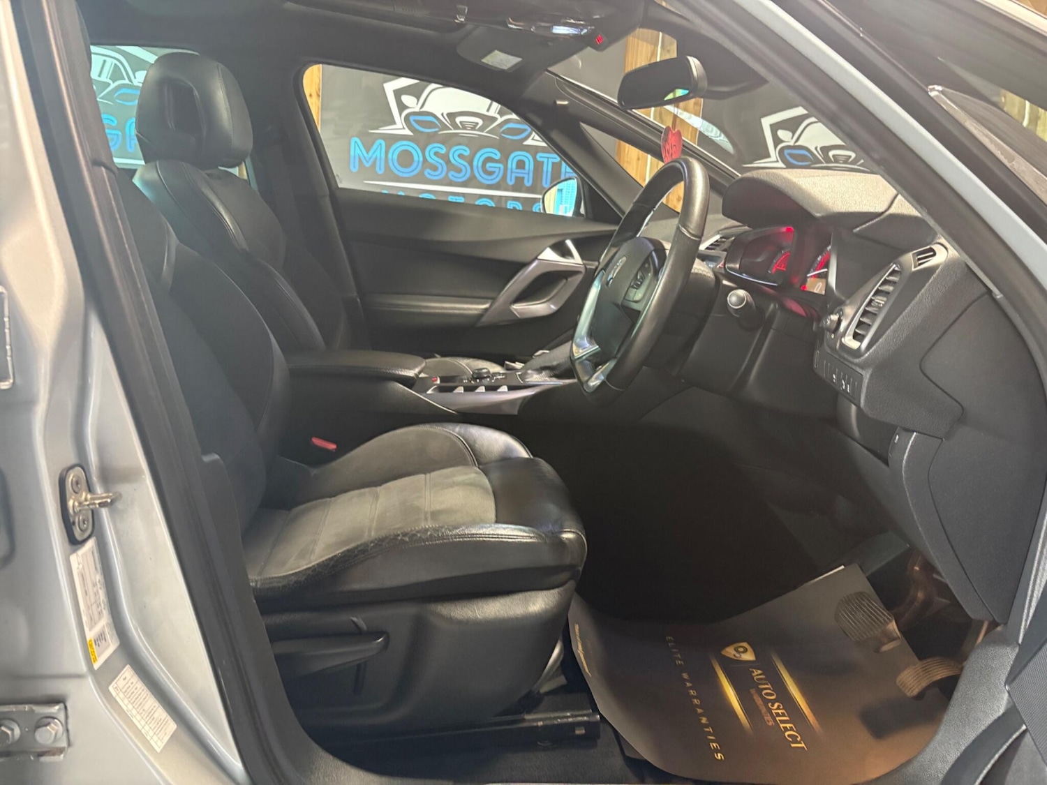 Used Citroen DS5 2014 for sale - 76084055: Photo 11