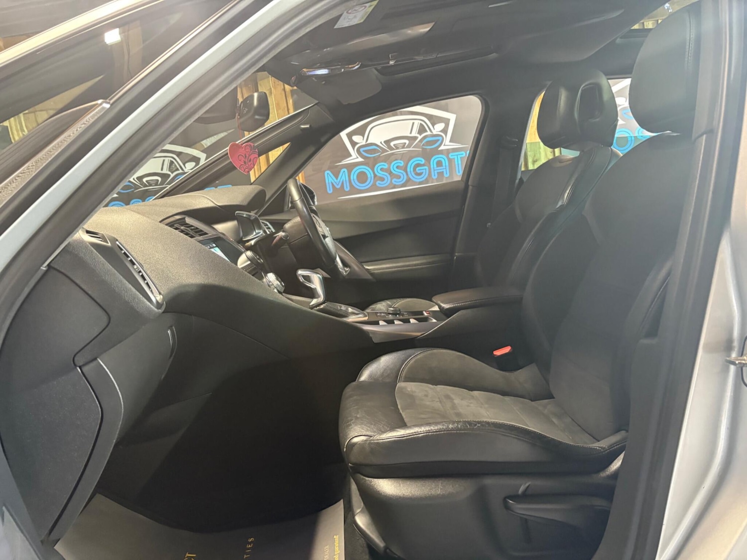 Used Citroen DS5 2014 for sale - 76084055: Photo 16