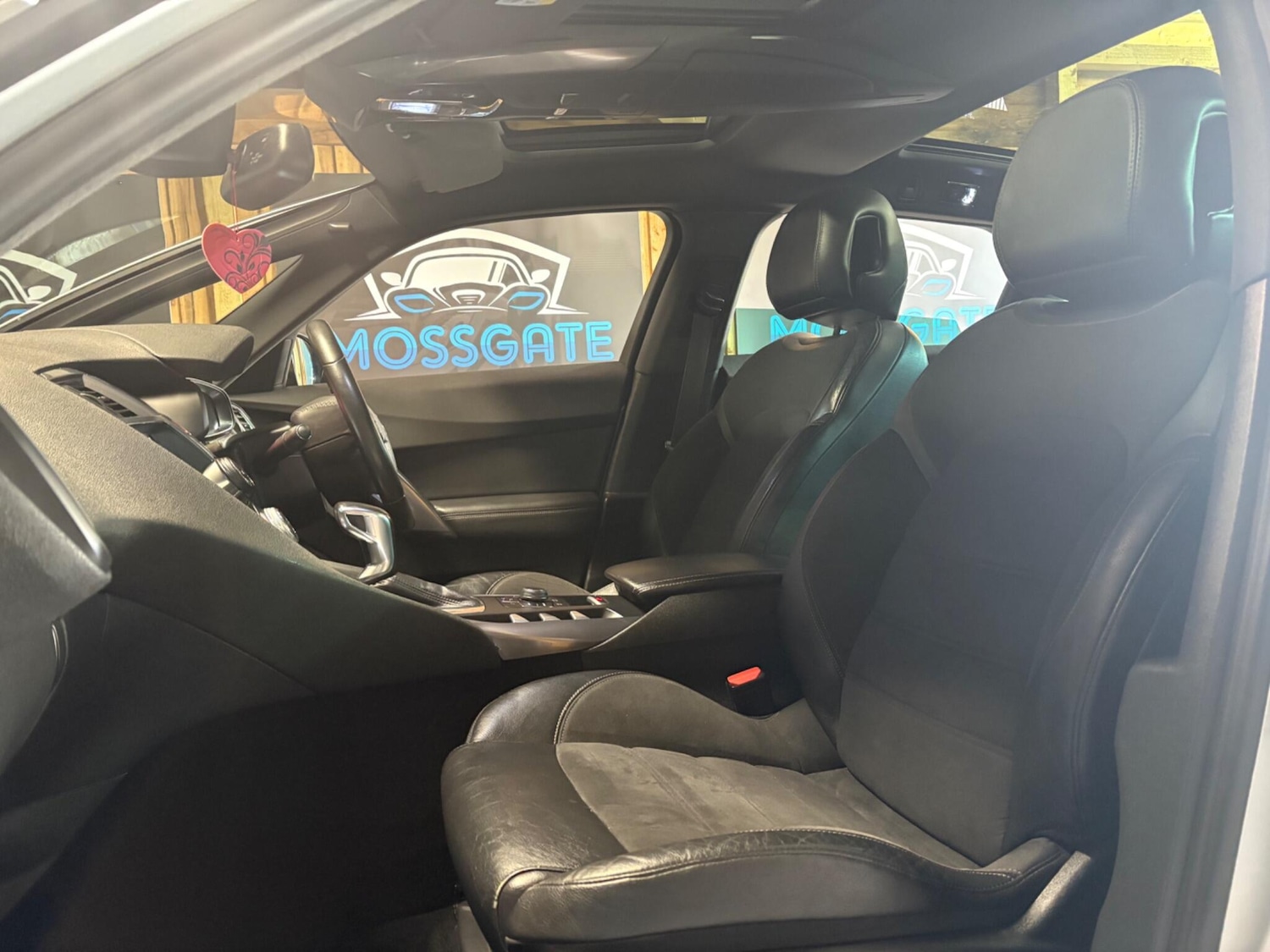 Used Citroen DS5 2014 for sale - 76084055: Photo 21