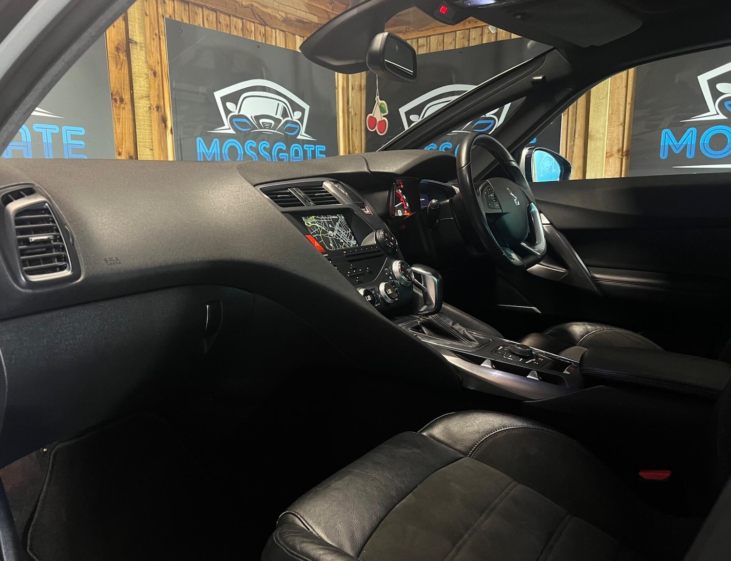 Used Citroen DS5 2014 for sale - 76084055: Photo 29