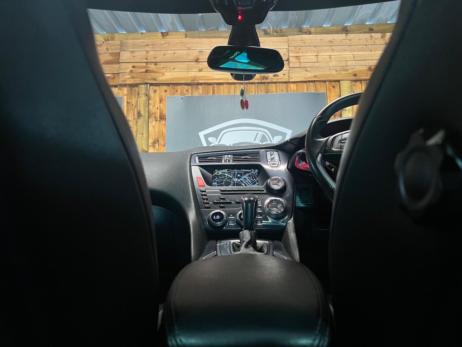 Used Citroen DS5 2014 for sale - 76084055: Photo 31