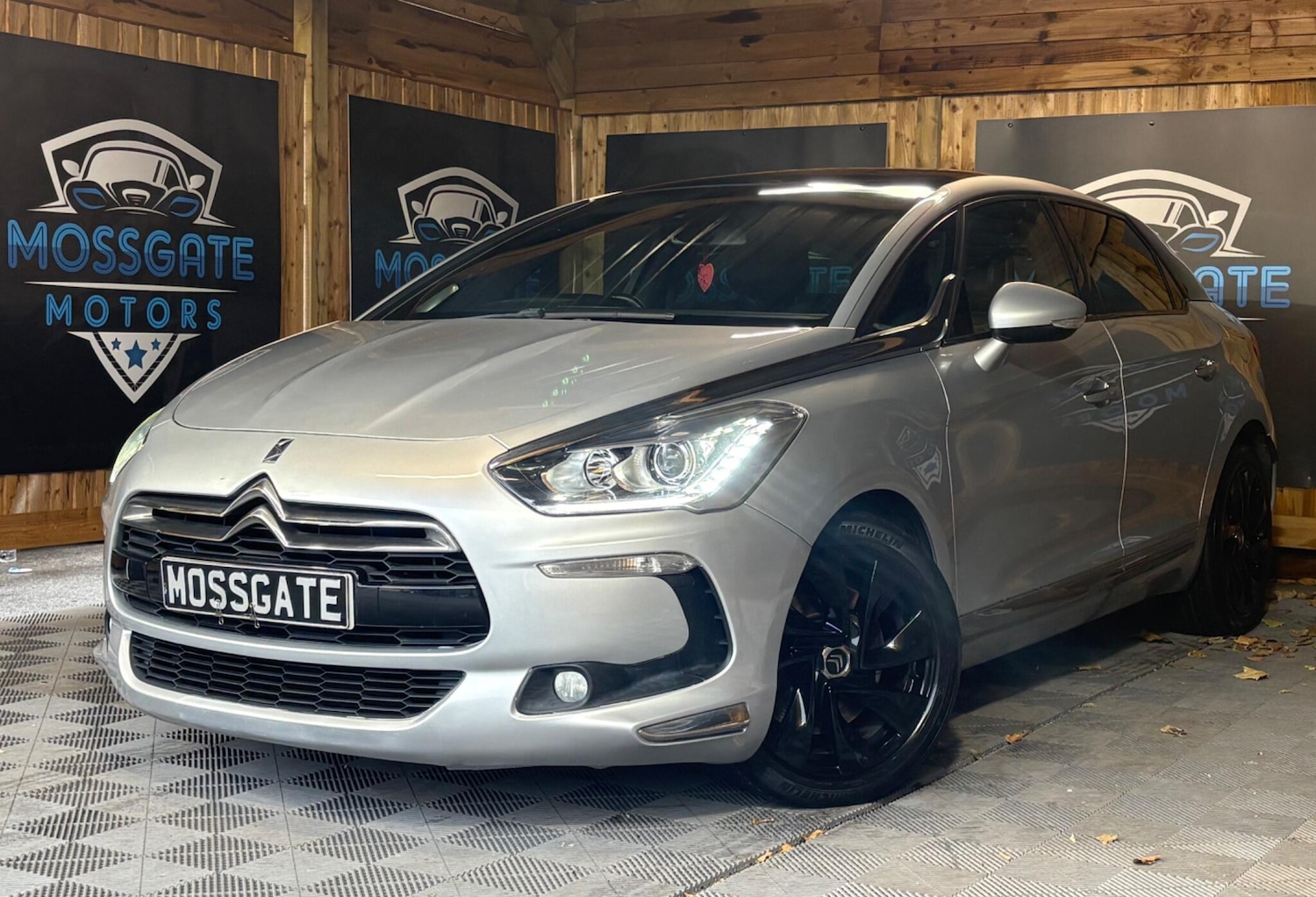 Used Citroen DS5 2014 for sale - 76084055: Photo 6