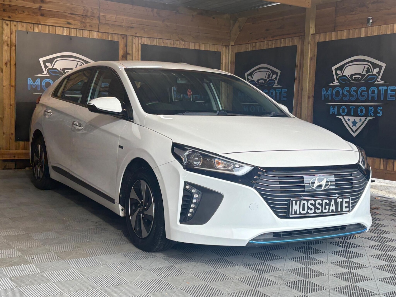 Used Hyundai IONIQ 2018 for sale - 76239264: Photo 3