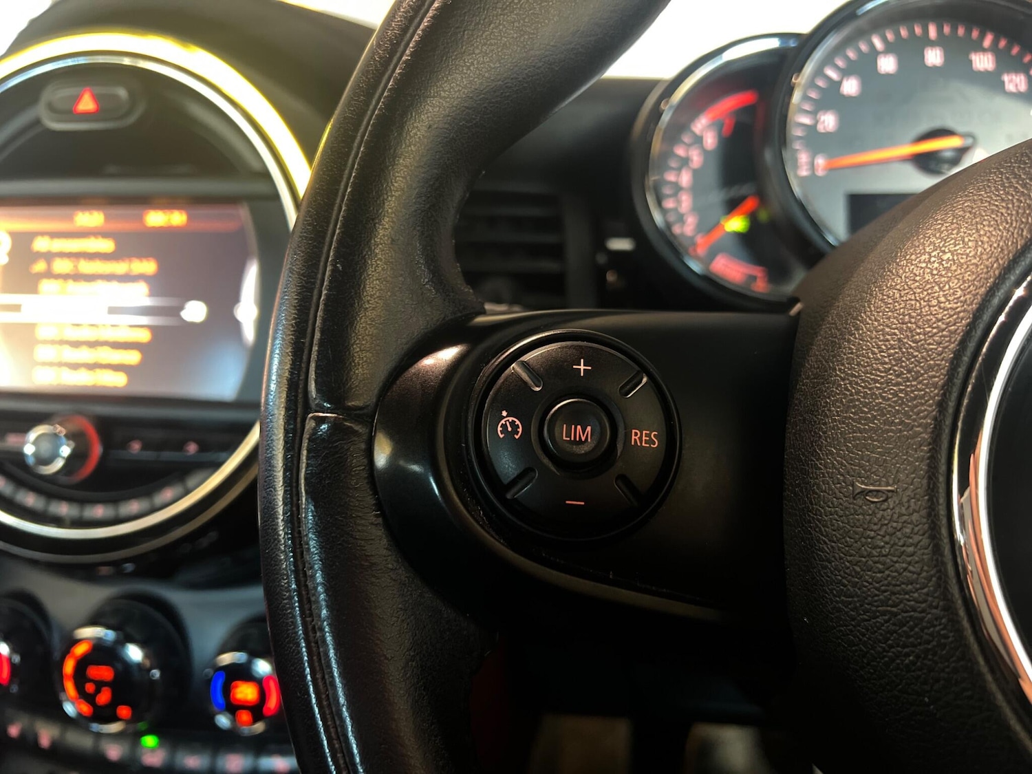 Used MINI Hatch 2015 for sale - 77029931: Photo 20