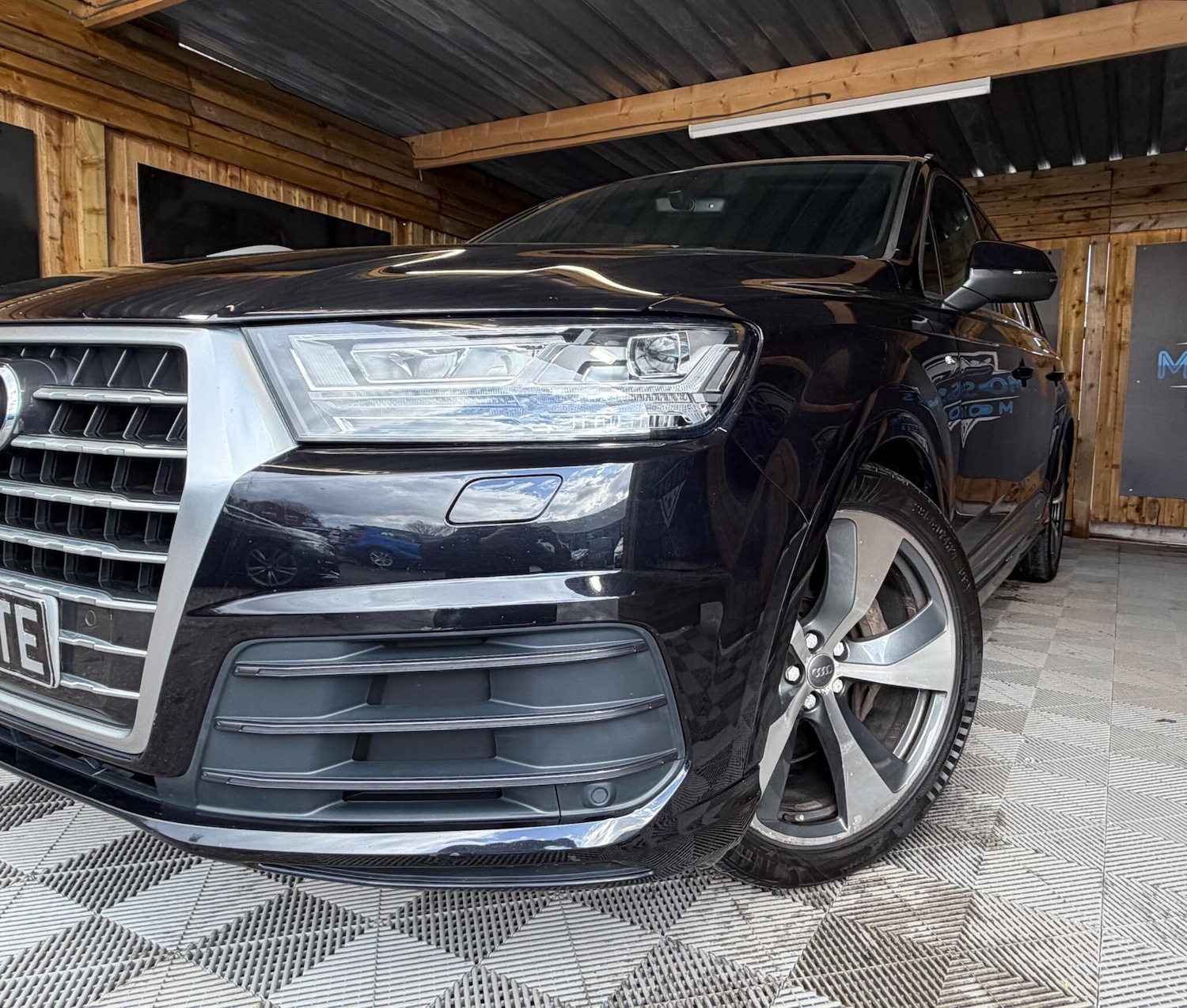 Used Audi Q7 for sale - 78220369: Photo 37