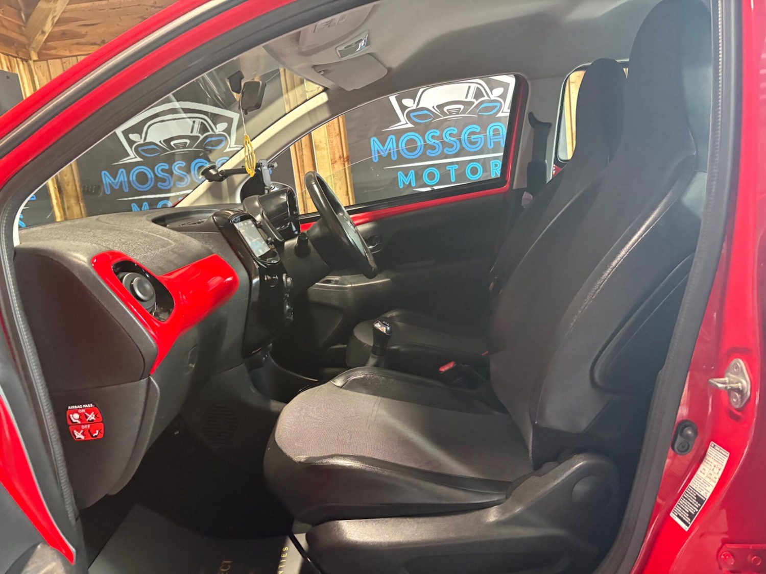 Used Toyota AYGO 2015 for sale - 76001833: Photo 28