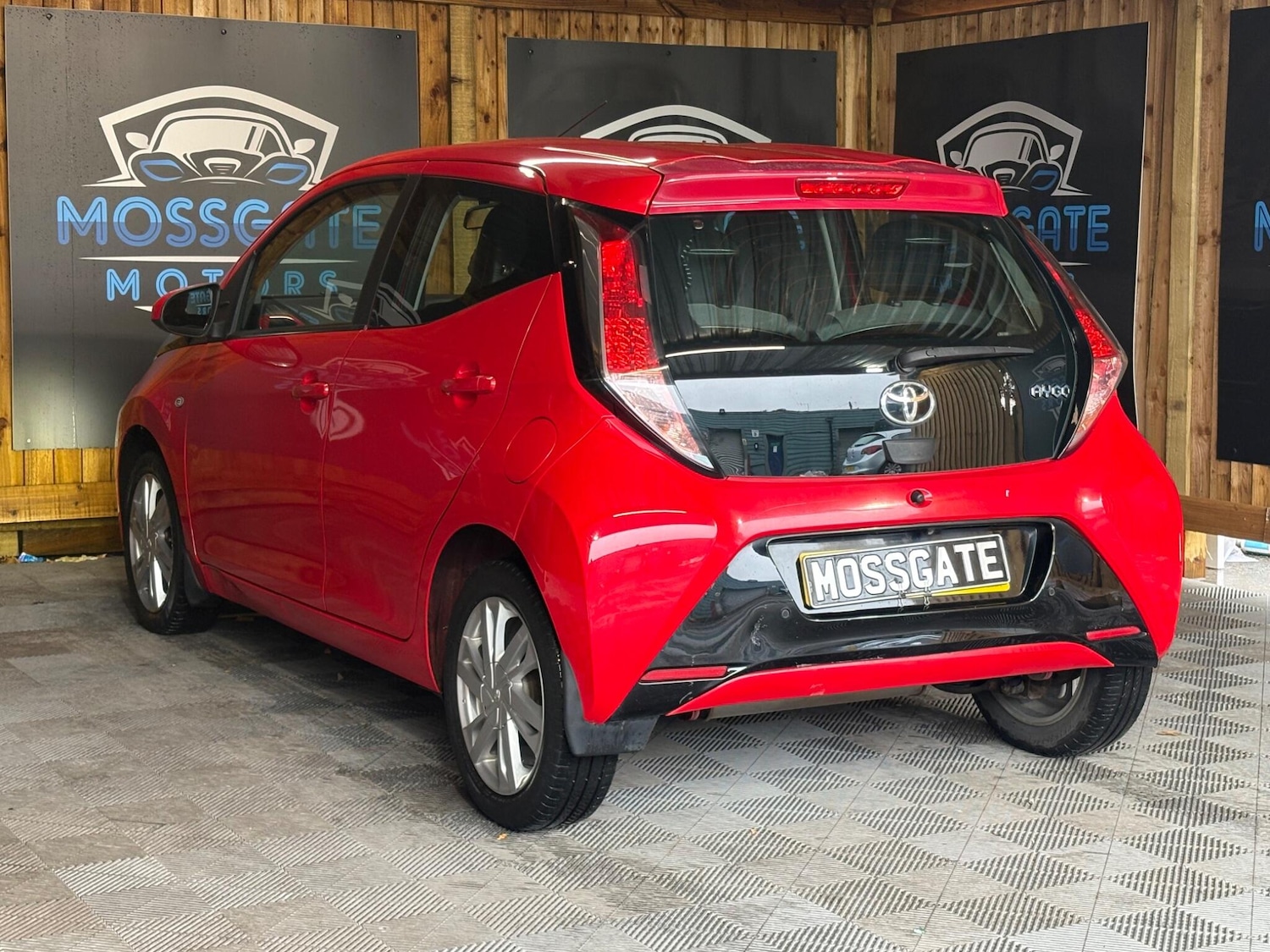 Used Toyota AYGO 2015 for sale - 76001833: Photo 30