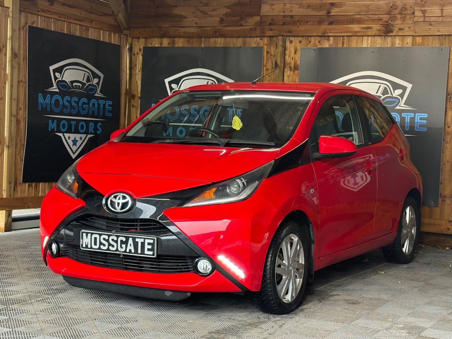 Used Toyota AYGO 2015 for sale - 76001833: Photo 7