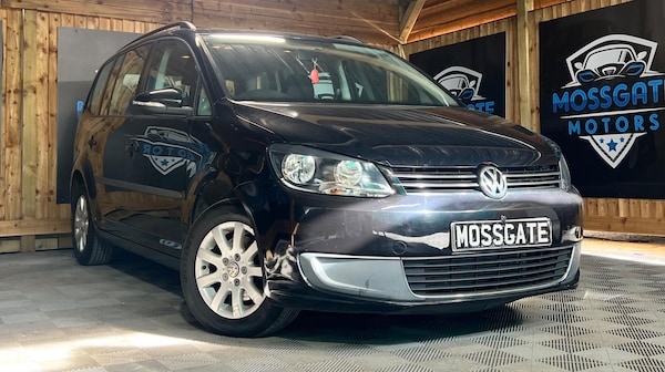 Used Volkswagen Touran 2011 for sale - 75246486: Photo 1