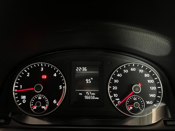 Used Volkswagen Touran 2011 for sale - 75246486: Photo 21