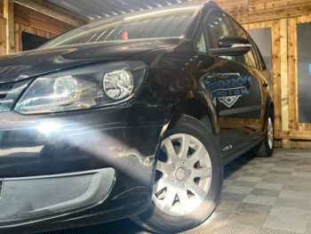 Used Volkswagen Touran 2011 for sale - 75246486: Photo