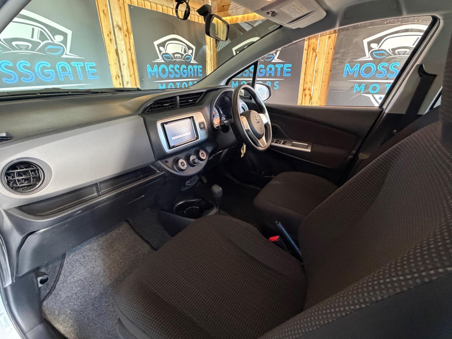 Used Toyota Vitz 2025 for sale - 78171536: Photo 14