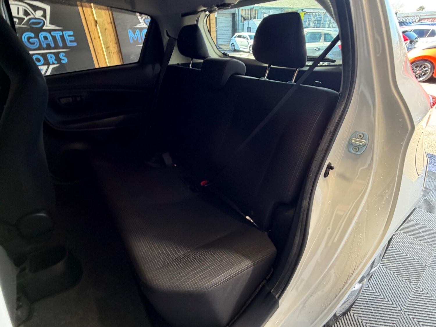 Used Toyota Vitz 2025 for sale - 78171536: Photo 17