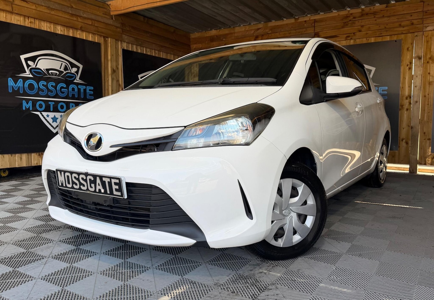 Used Toyota Vitz 2025 for sale - 78171536: Photo 3