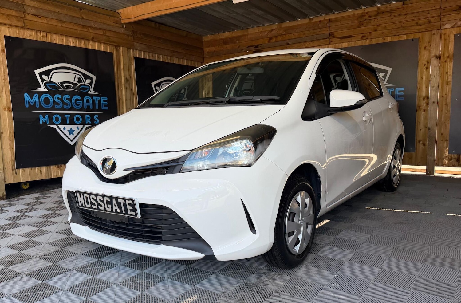 Used Toyota Vitz 2025 for sale - 78171536: Photo 6