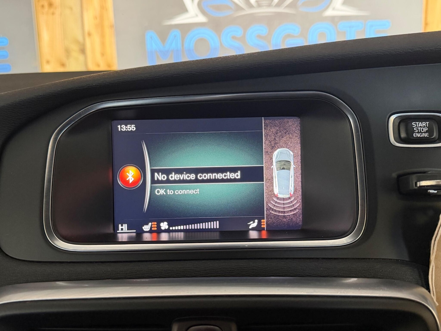 Used Volvo V40 2017 for sale - 77883508: Photo 34