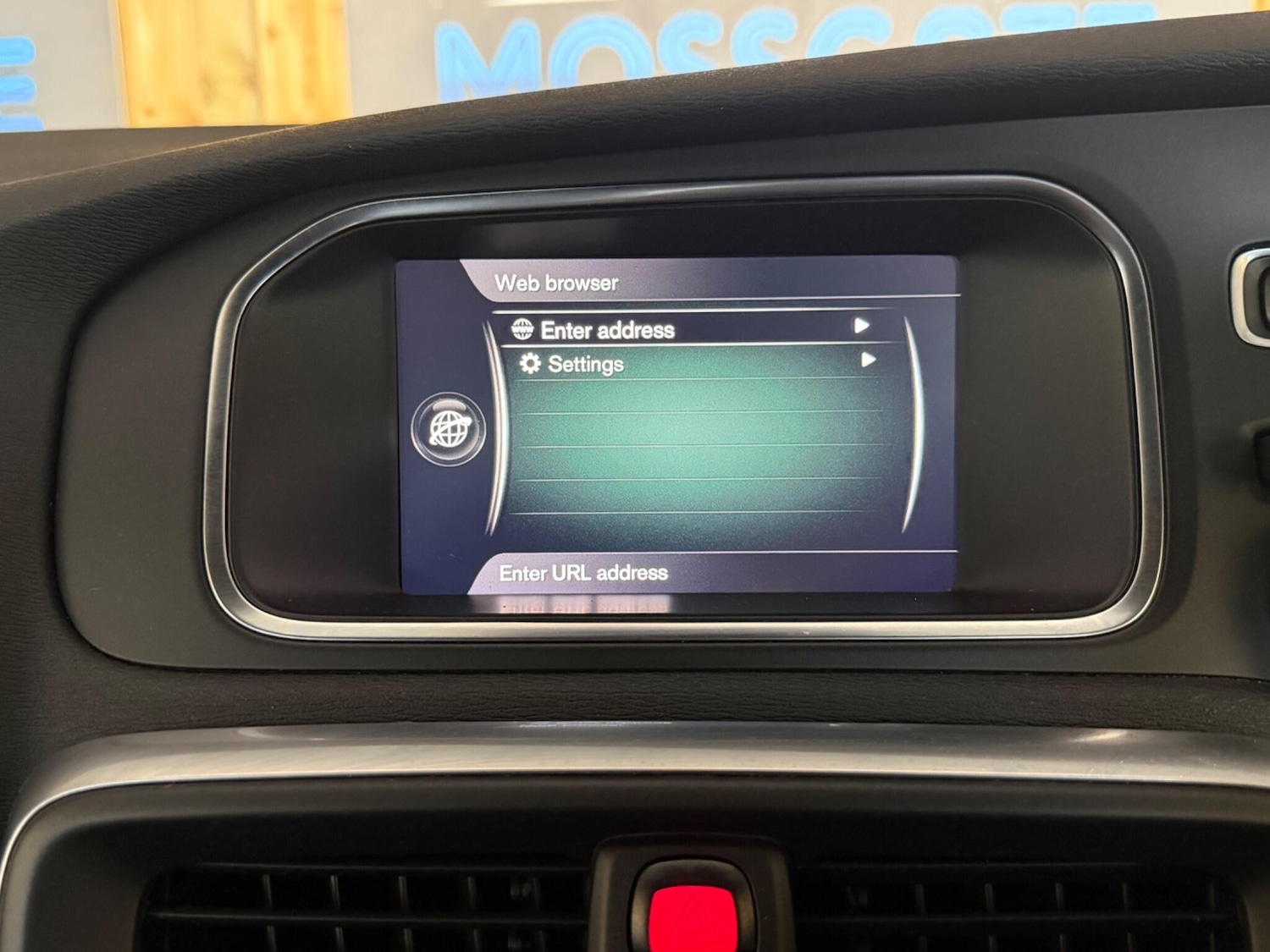 Used Volvo V40 2017 for sale - 77883508: Photo 37