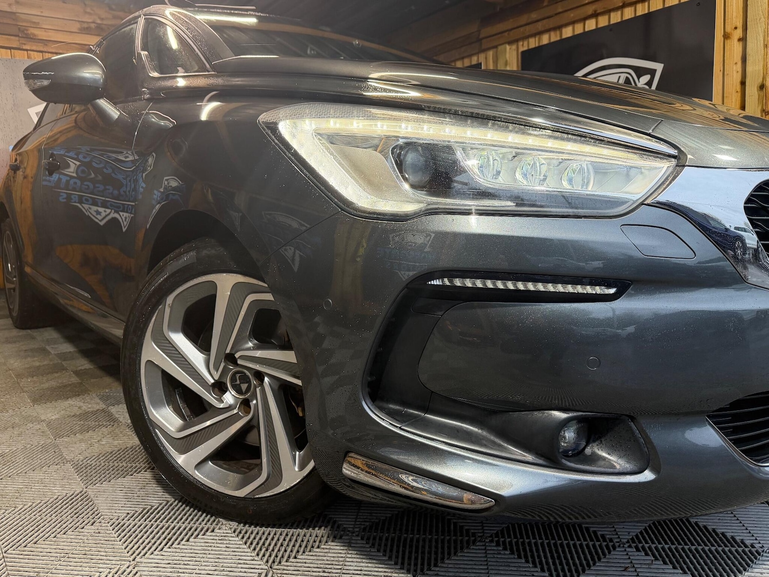 Used DS Automobiles DS 5 2016 for sale - 76865310: Photo 2