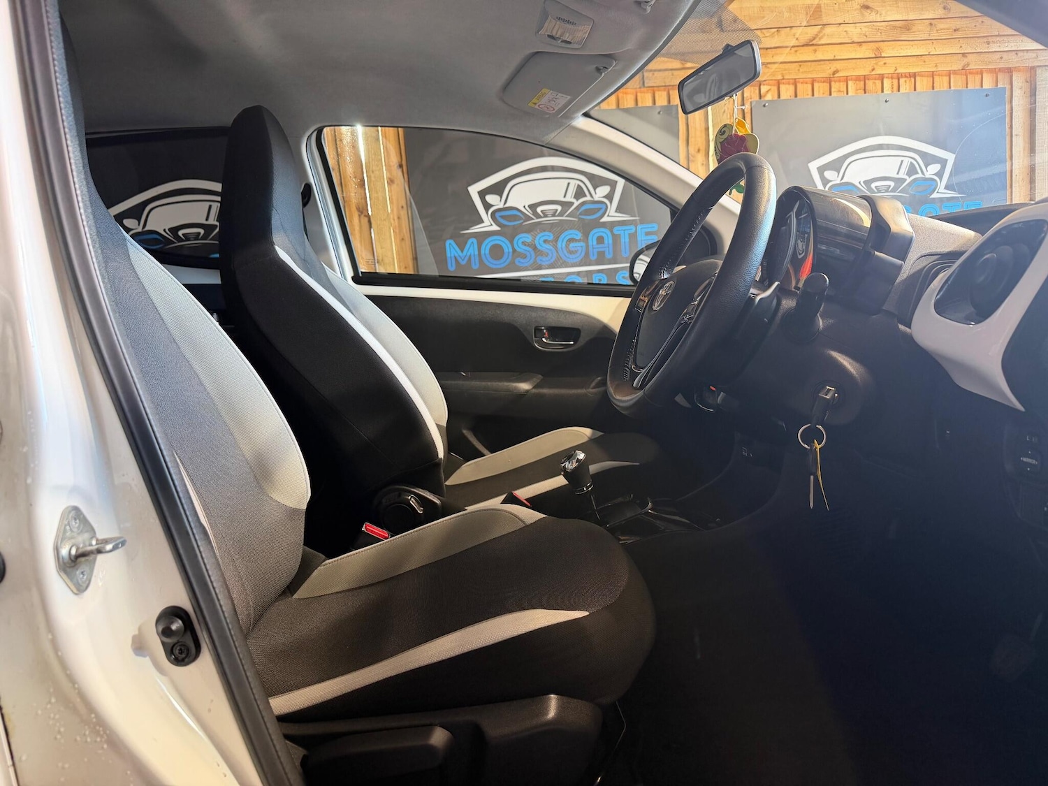 Used Toyota AYGO 2018 for sale - 77015337: Photo 14