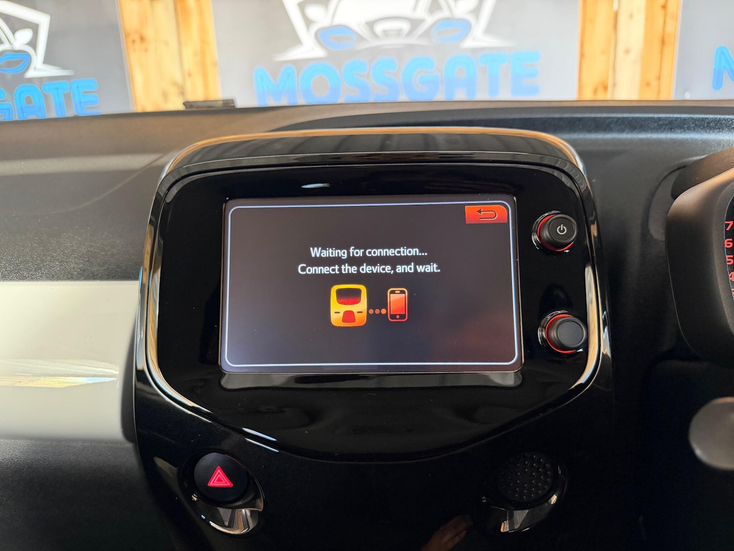 Used Toyota AYGO 2018 for sale - 77015337: Photo 26