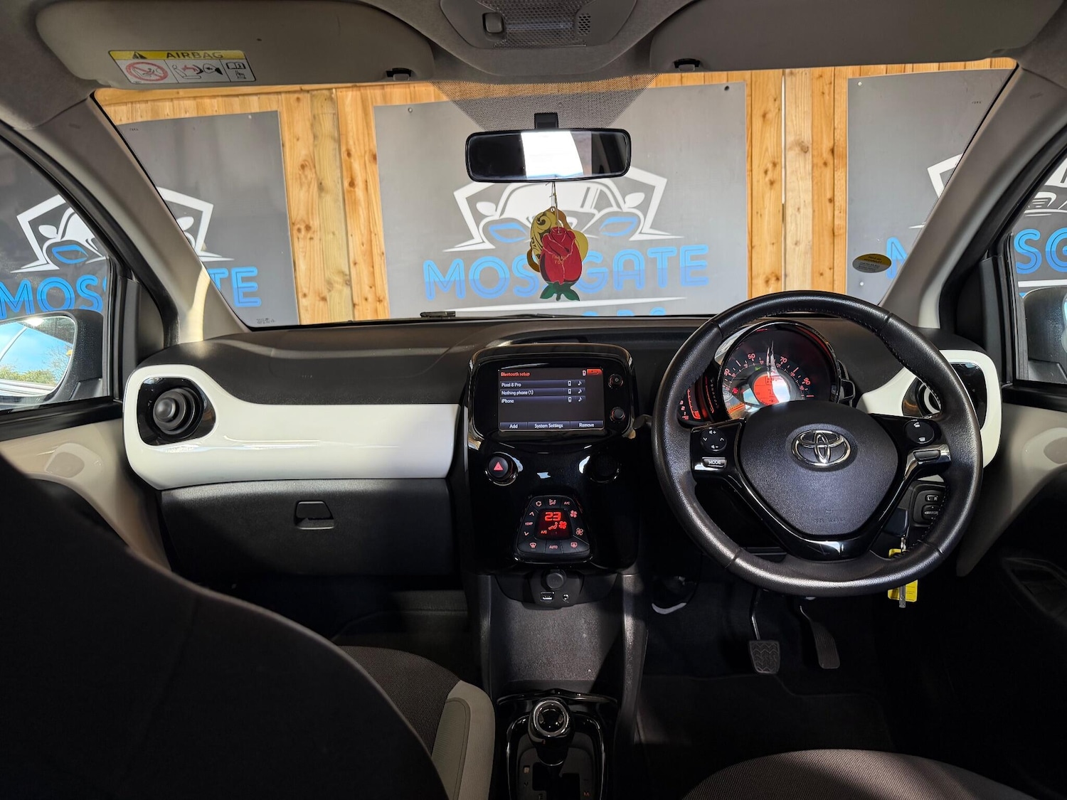 Used Toyota AYGO 2018 for sale - 77015337: Photo 40