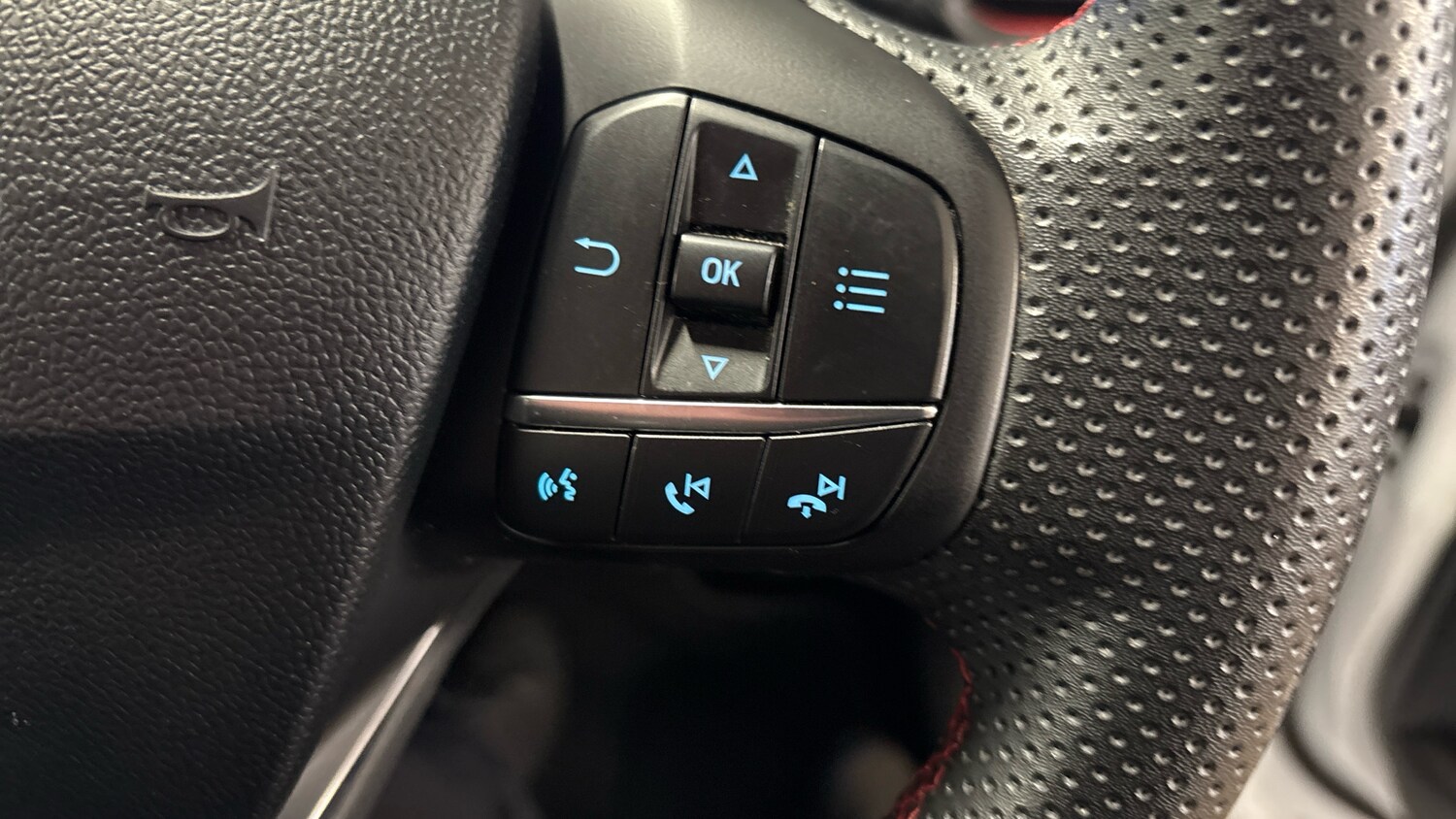 Used Ford Puma 2022 for sale - 76340460: Photo 27