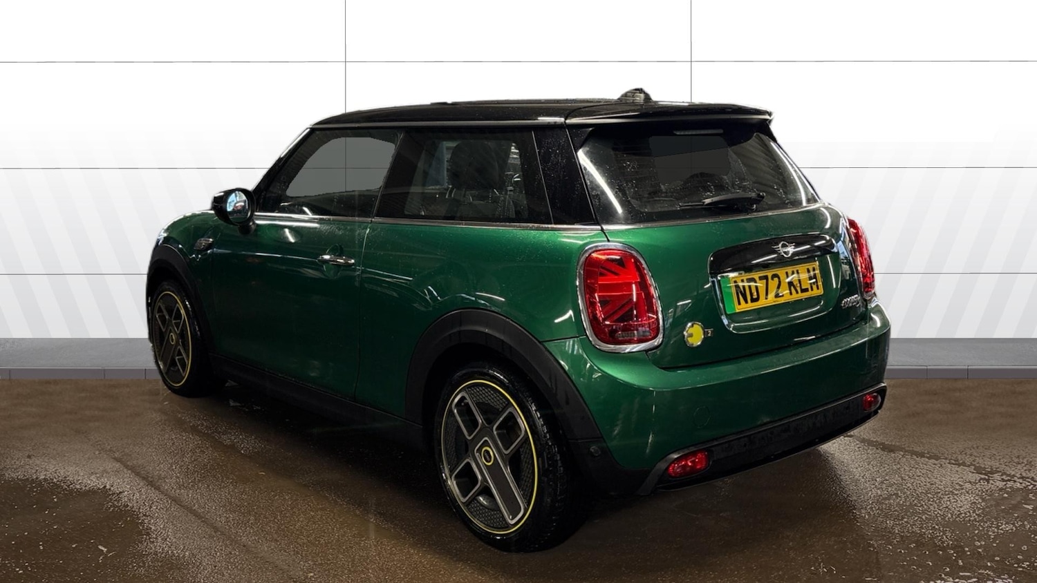Used MINI Hatch 2022 for sale - 77261330: Photo 2