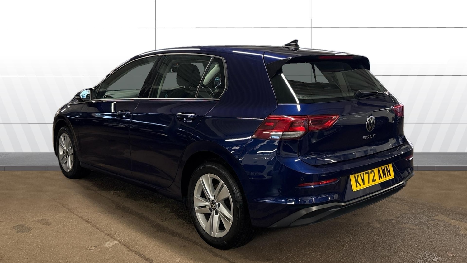 Used Volkswagen Golf 2022 for sale - 76738672: Photo 2