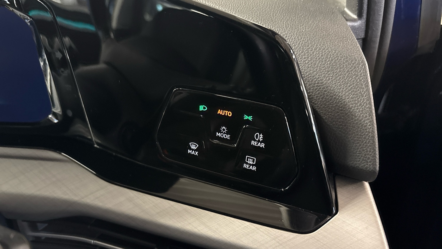 Used Volkswagen Golf 2022 for sale - 76738672: Photo 28