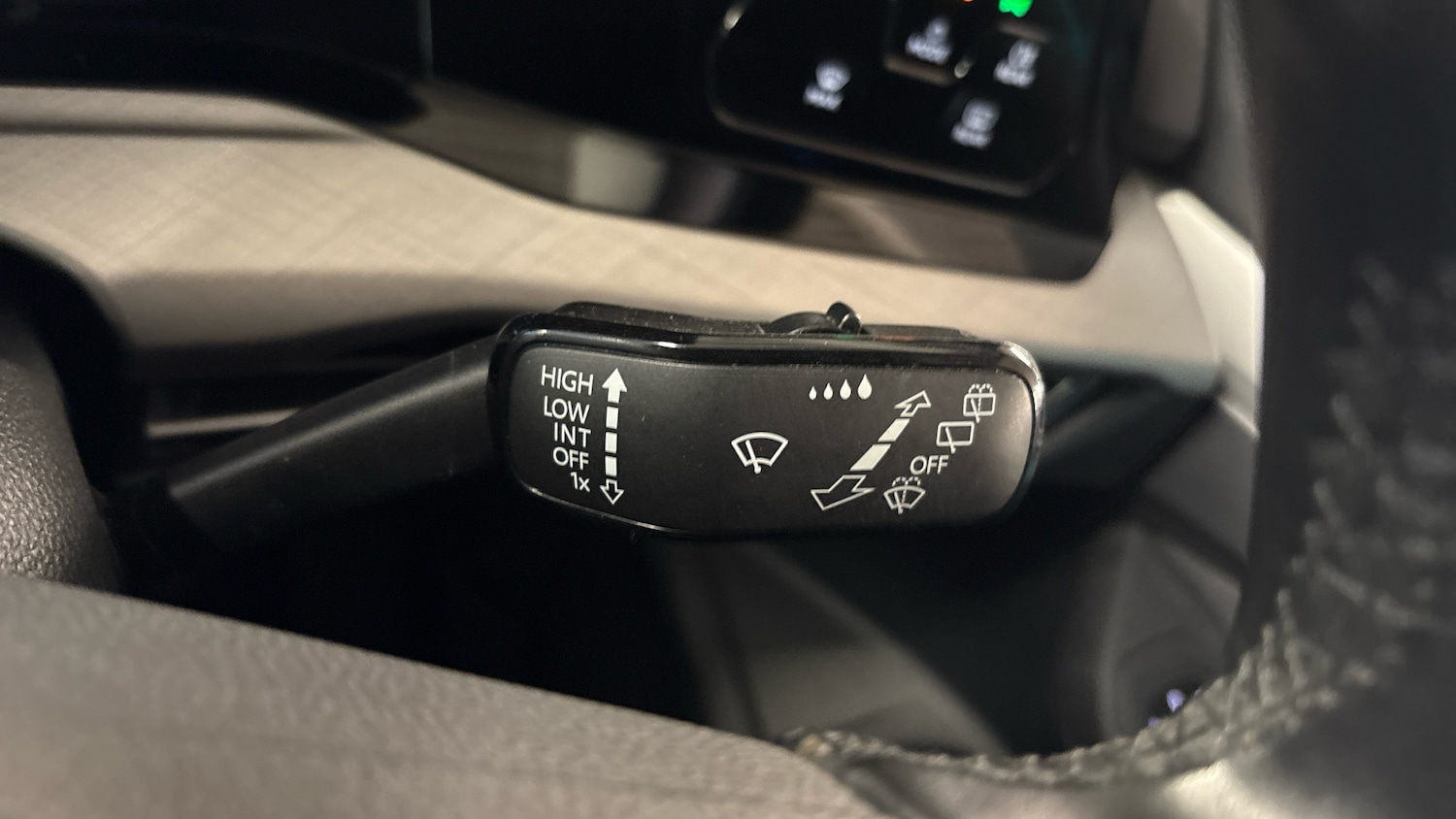 Used Volkswagen Golf 2022 for sale - 76738672: Photo 32