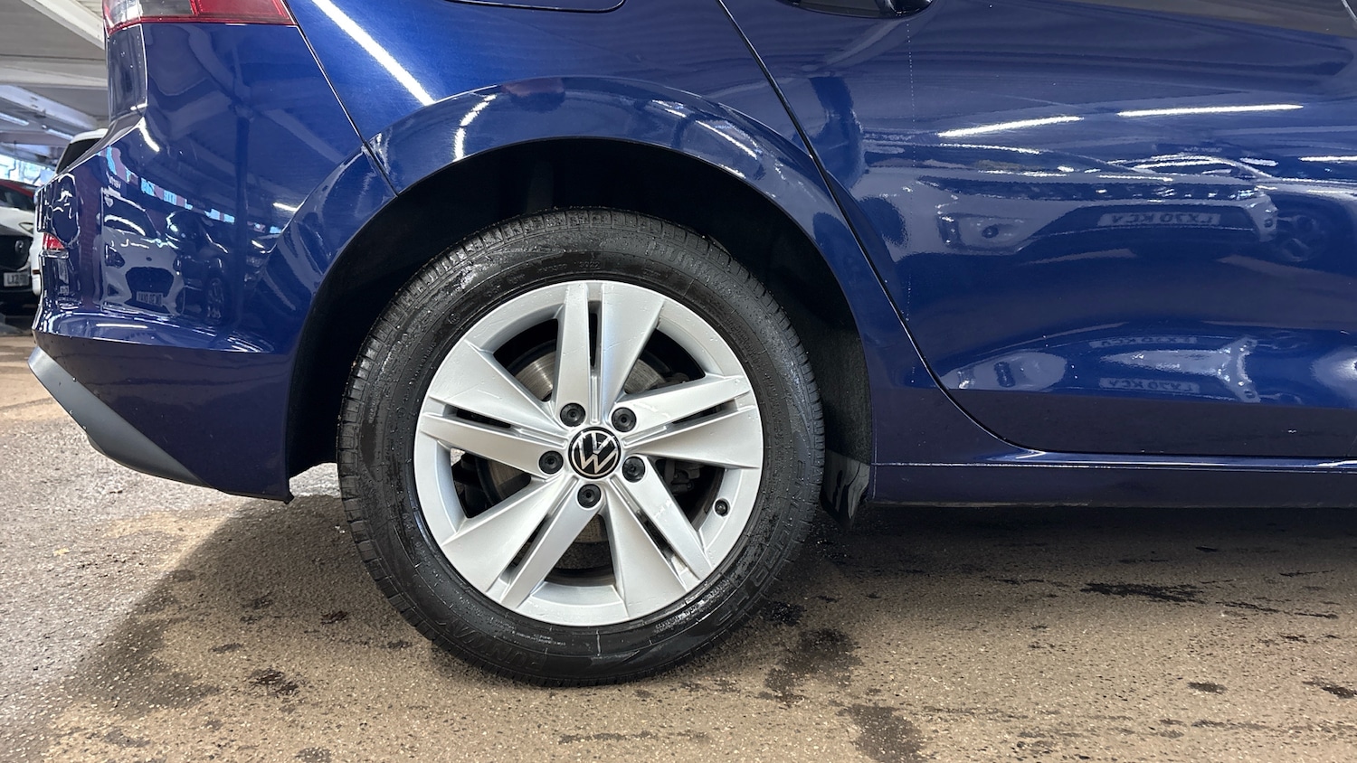 Used Volkswagen Golf 2022 for sale - 76738672: Photo 7