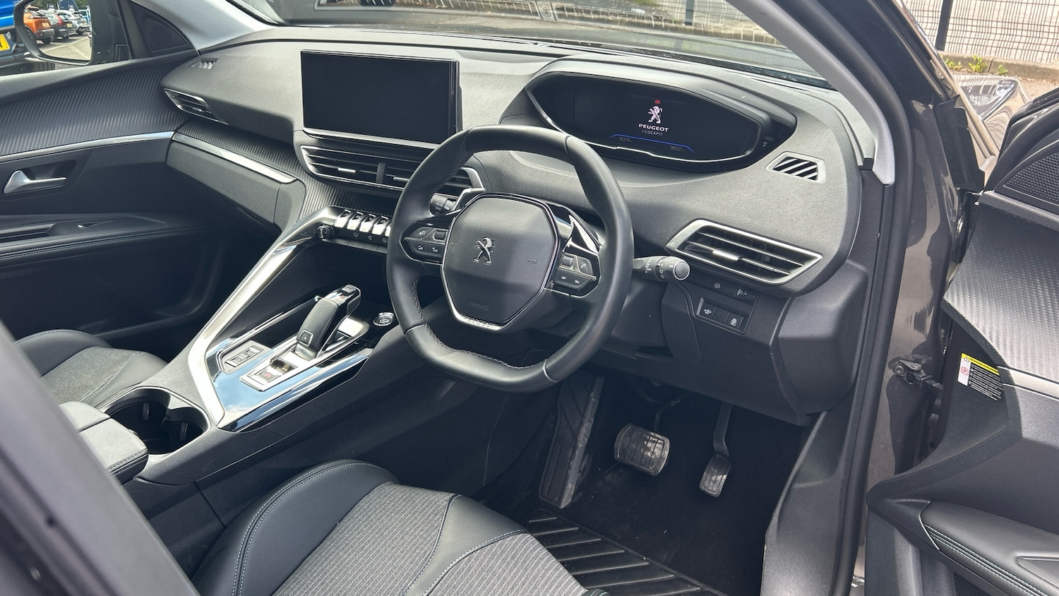 Used Peugeot 3008 2022 for sale - 76184329: Photo 11