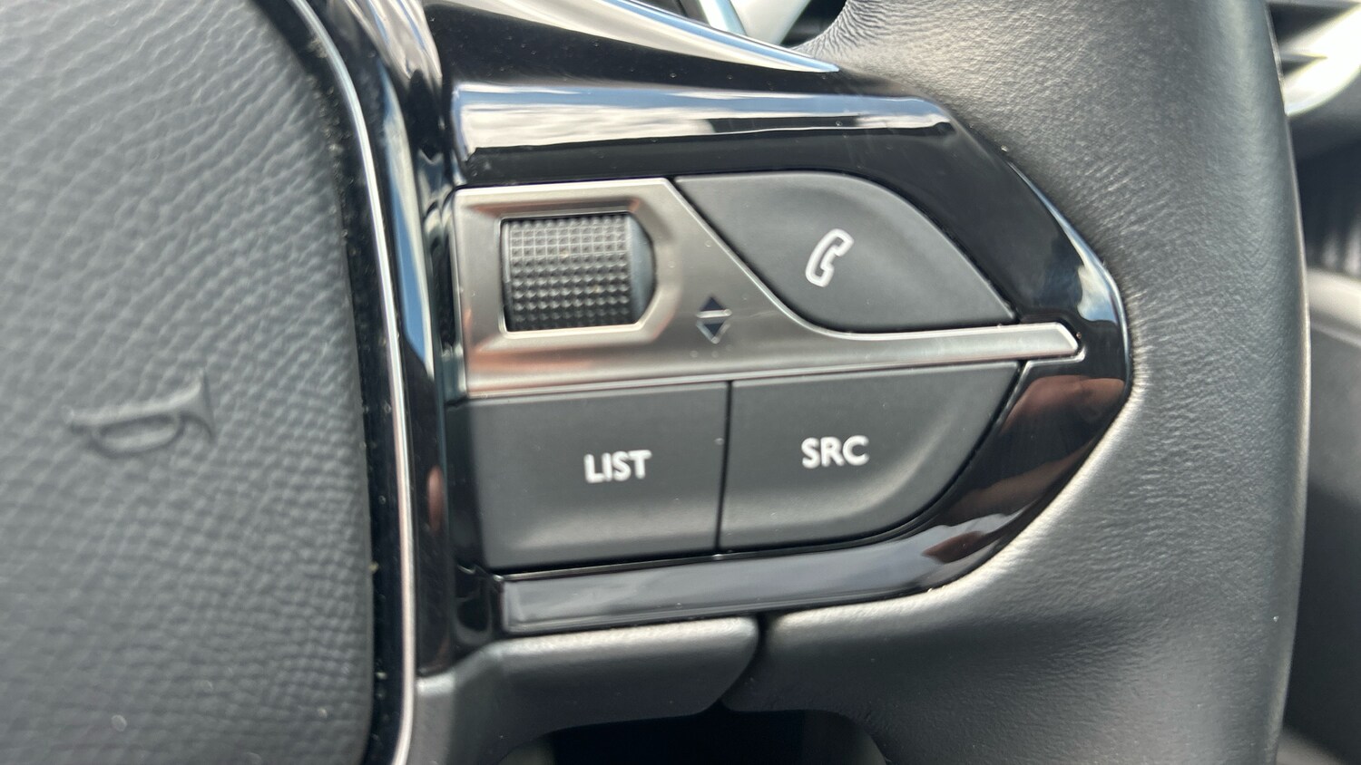 Used Peugeot 3008 2022 for sale - 76184329: Photo 25