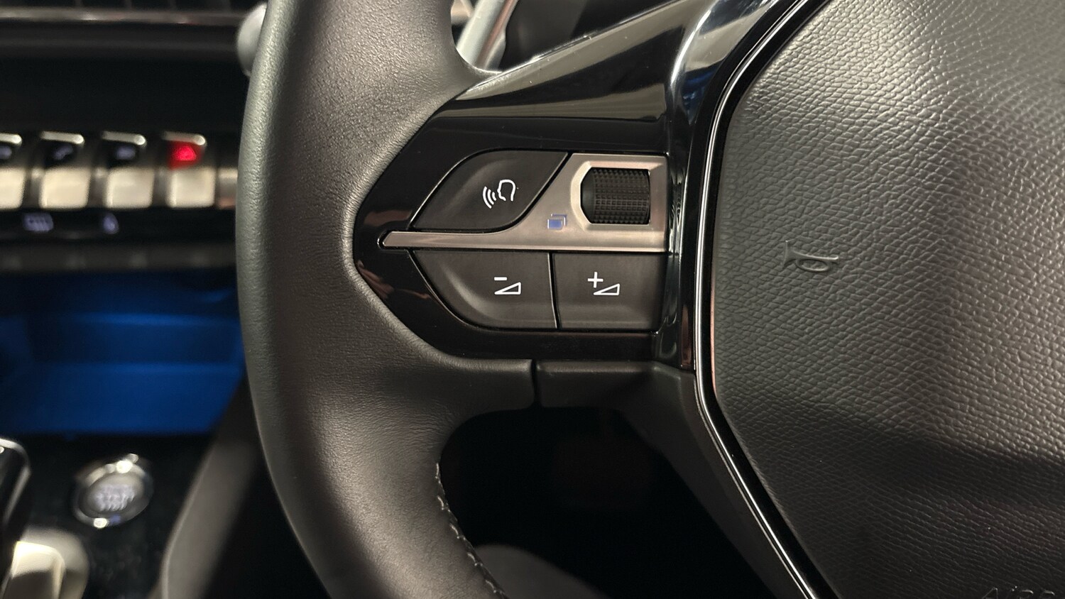 Used Peugeot 3008 2022 for sale - 76184329: Photo 28