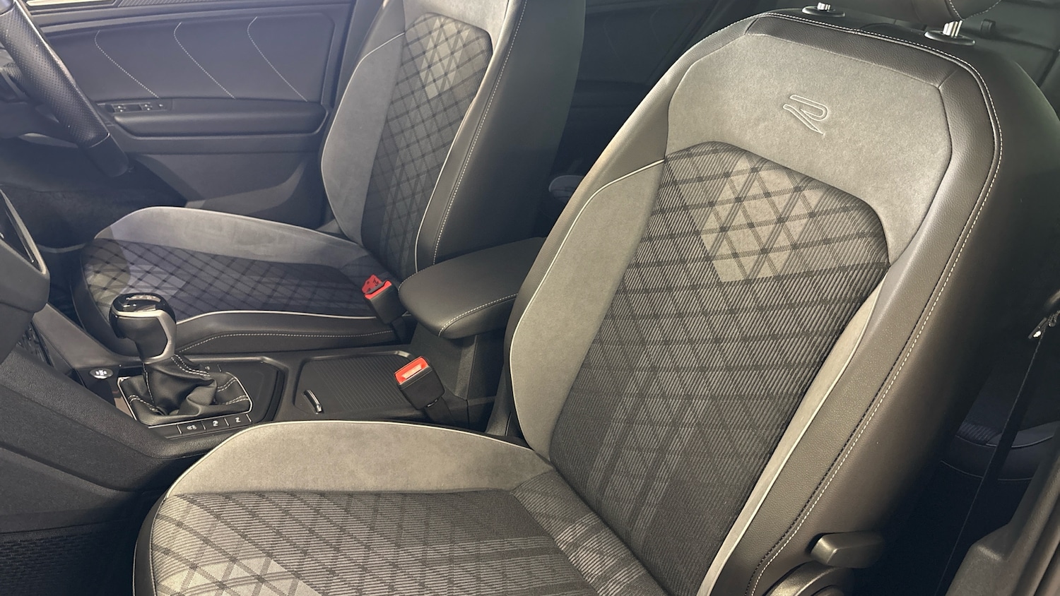 Used Volkswagen Tiguan 2023 for sale - 77901443: Photo 88