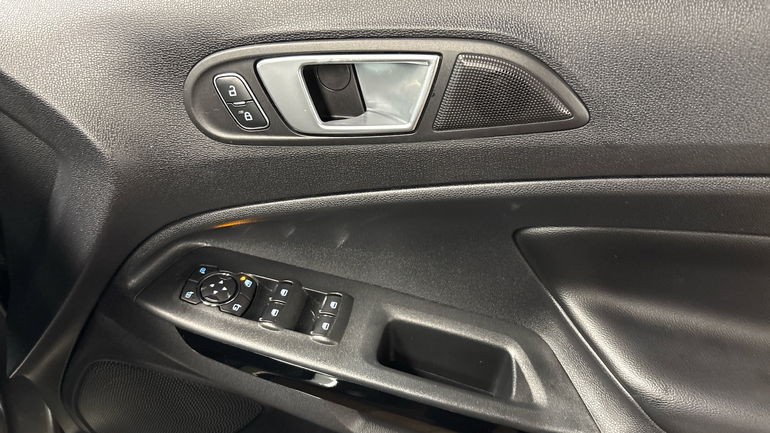 Used Ford Ecosport 2018 for sale - 76709976: Photo 23