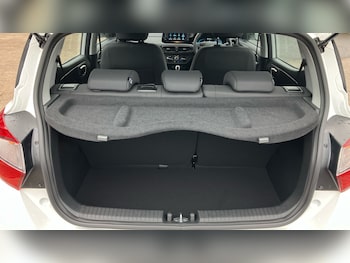 Used Hyundai i10 2025 for sale - 78769789: Photo