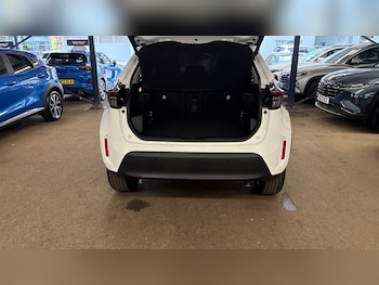 Used Toyota Yaris Cross 2022 for sale - 78949921: Photo