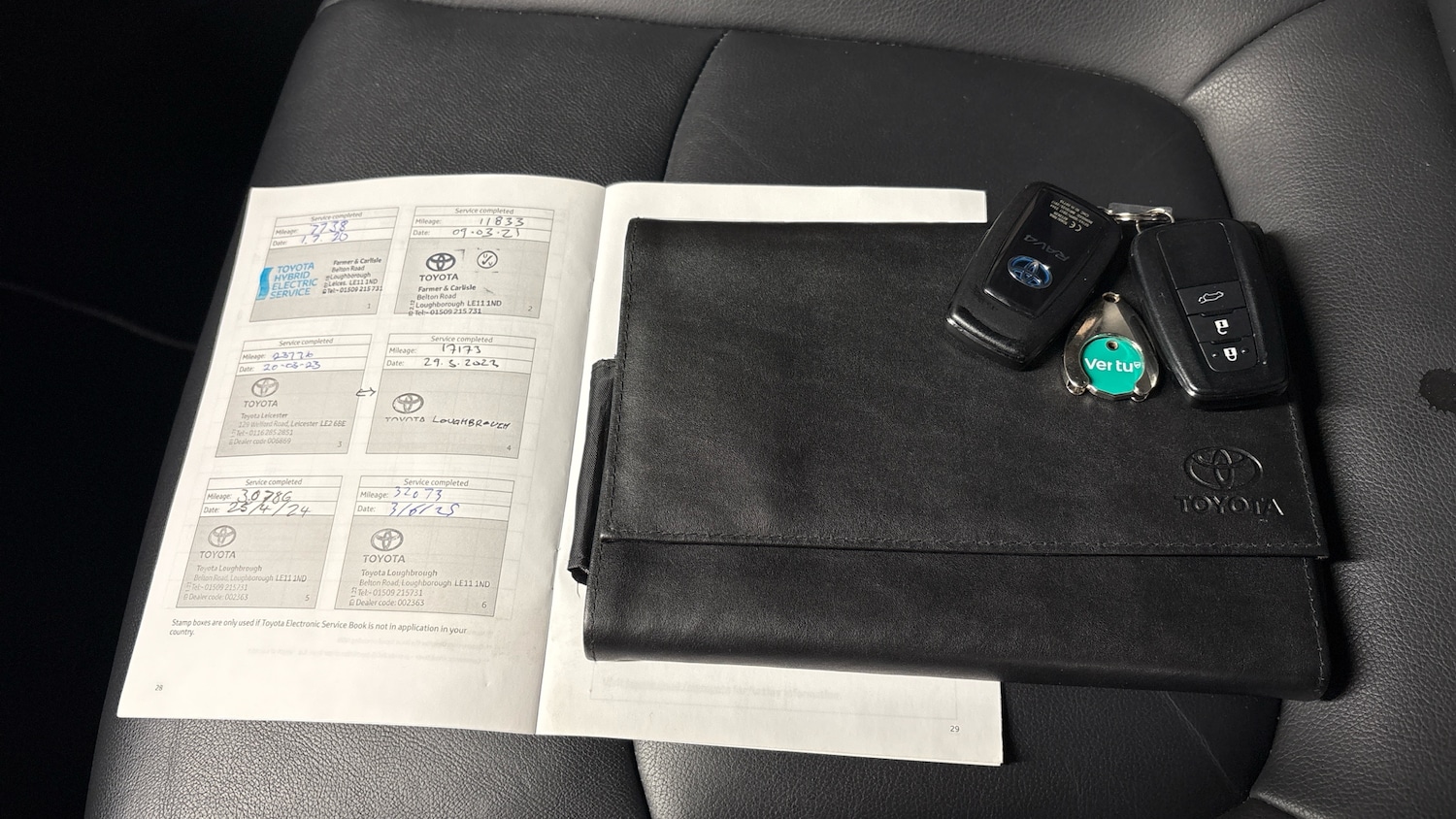 Used Toyota RAV4 2019 for sale - 76402302: Photo 19