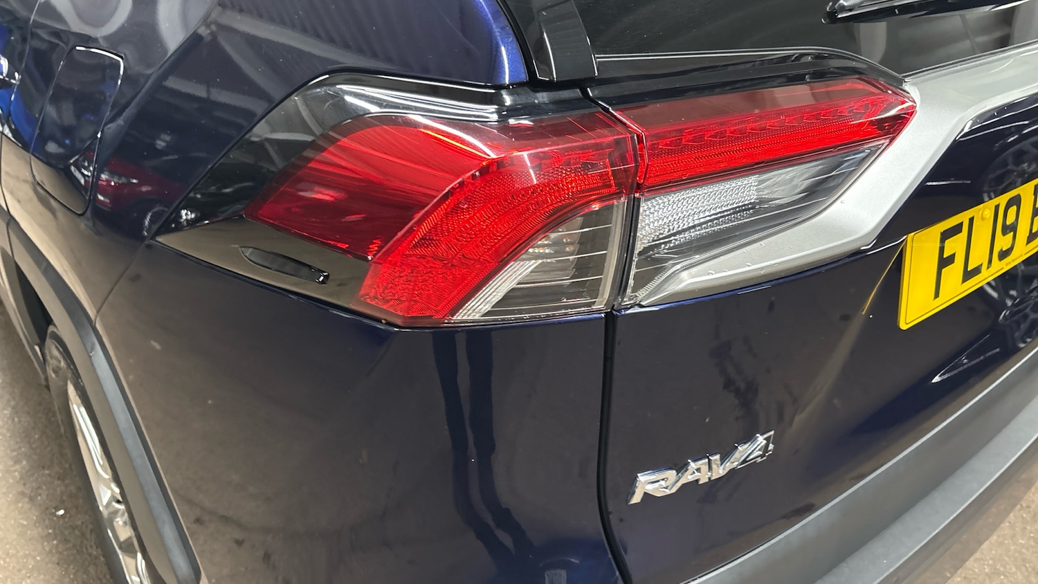 Used Toyota RAV4 2019 for sale - 76402302: Photo 63