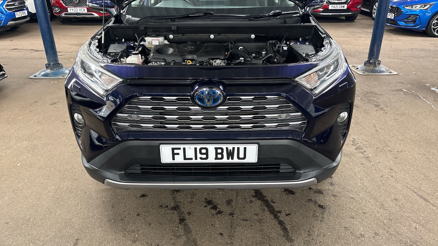 Used Toyota RAV4 2019 for sale - 76402302: Photo 8