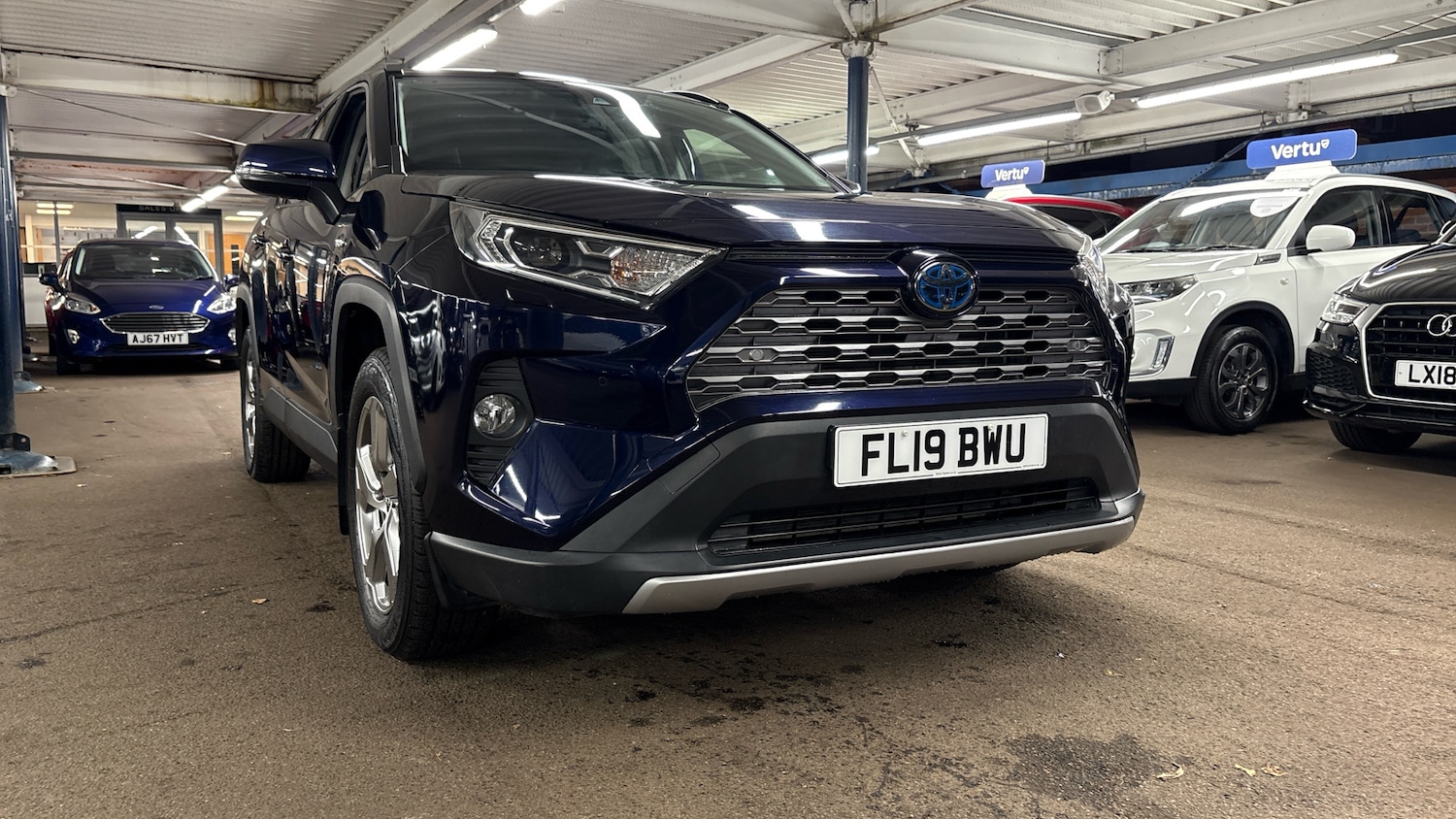 Used Toyota RAV4 2019 for sale - 76402302: Photo 88