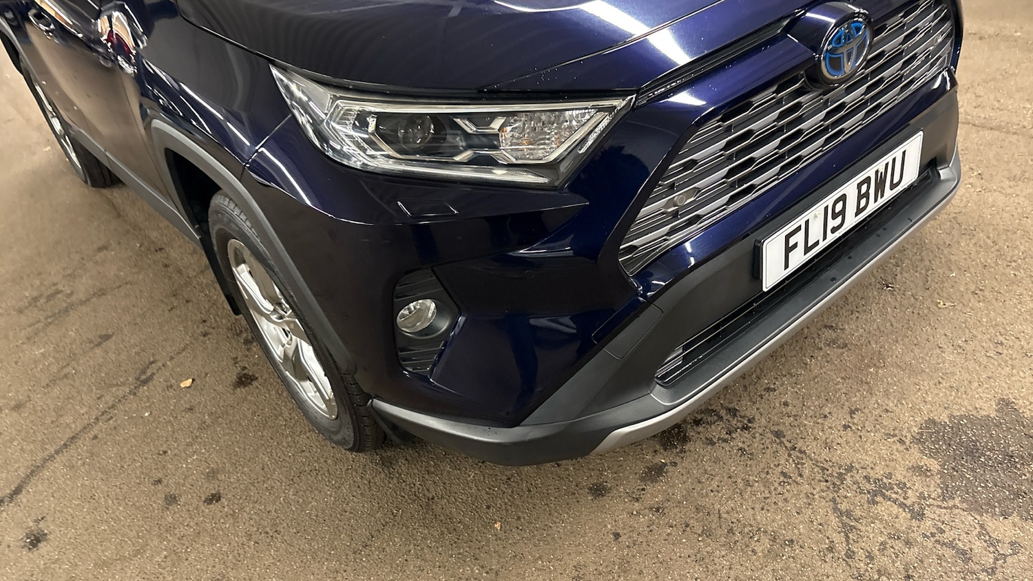 Used Toyota RAV4 2019 for sale - 76402302: Photo 91