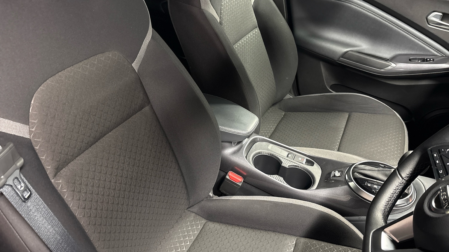 Used Nissan Juke 2022 for sale - 76564936: Photo 81