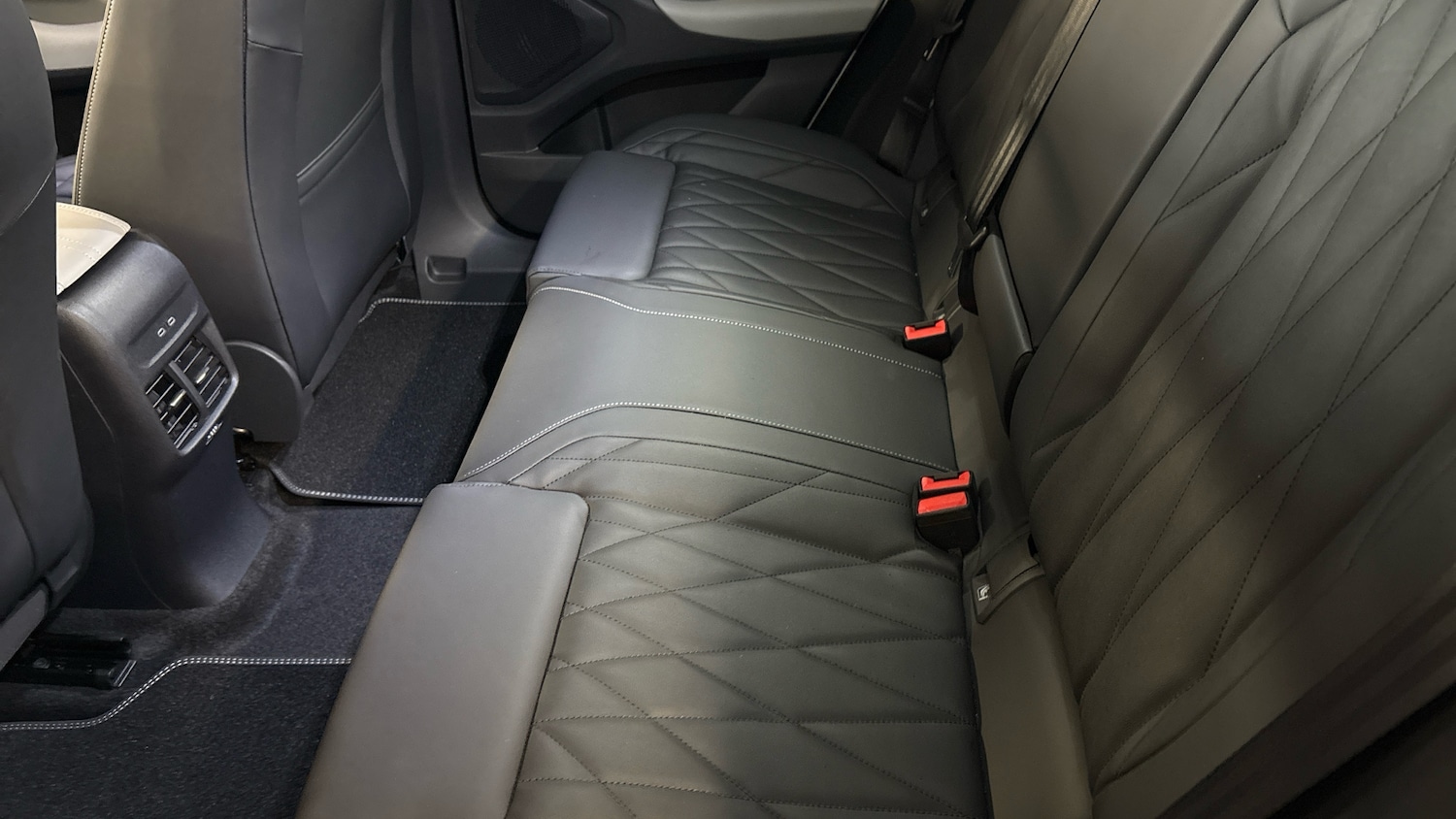 Used Ford Explorer 2025 for sale - 77065595: Photo 16