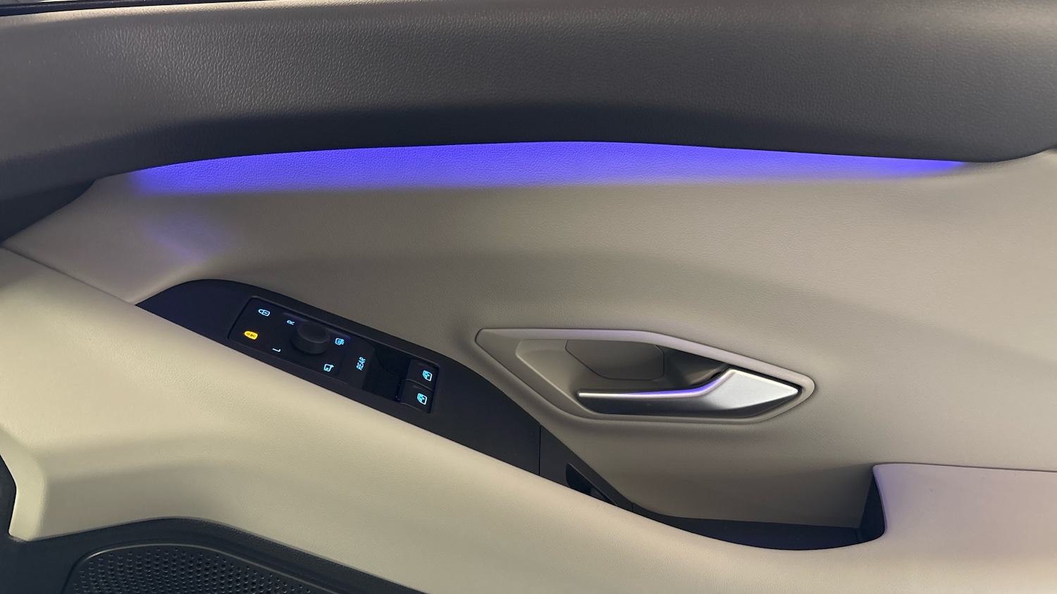 Used Ford Explorer 2025 for sale - 77065595: Photo 28